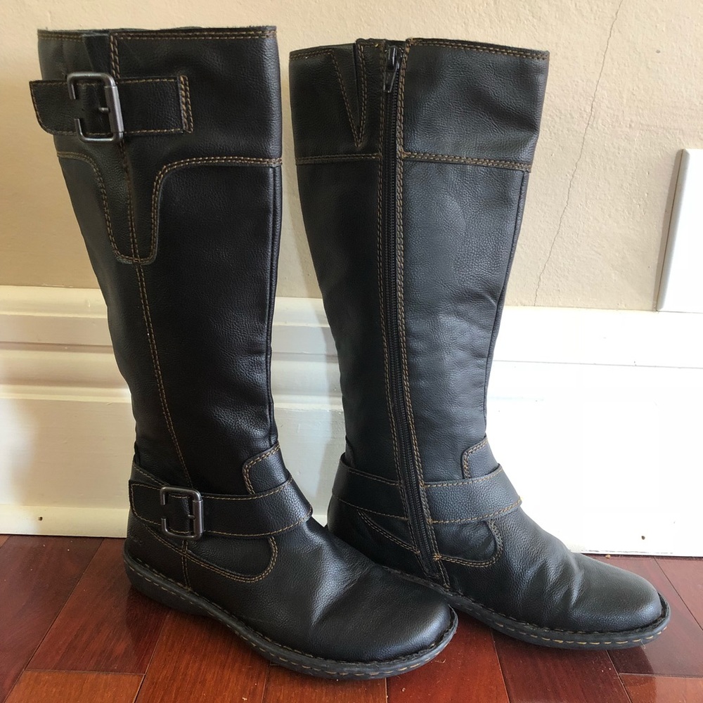 Born BOC black calf boots with silver buckles 6.5M